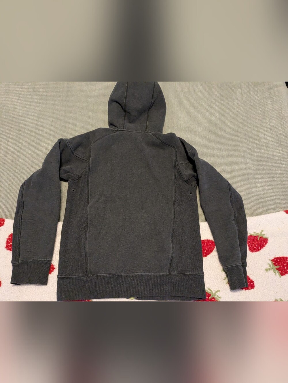 Lululemon Athleta Charcoal Hoodie with Lime Zipper Mens Vintage Heavyweight SM - Picture 4 of 7